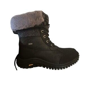 New in box UGG Adirondack
BOOT II BLK 6.5 snow warm Boots